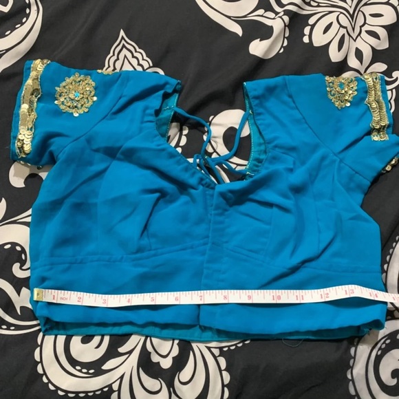 Saree - Picture 2 of 2